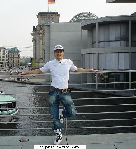 poze toata bate forumu asta