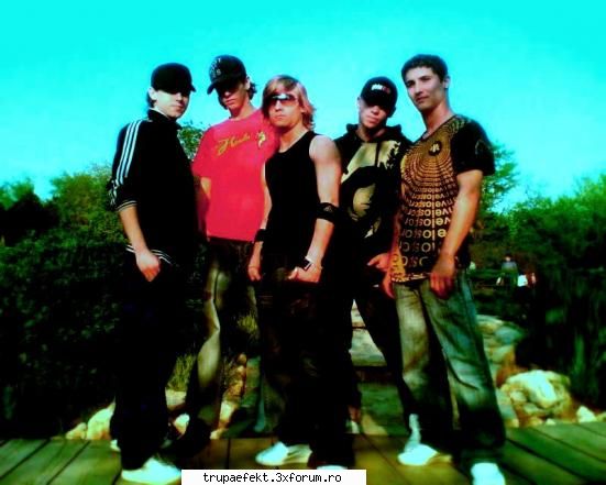 connection crew alt film noi trupa connection sper placa .iar daca ati putut puteti intrati site-ul