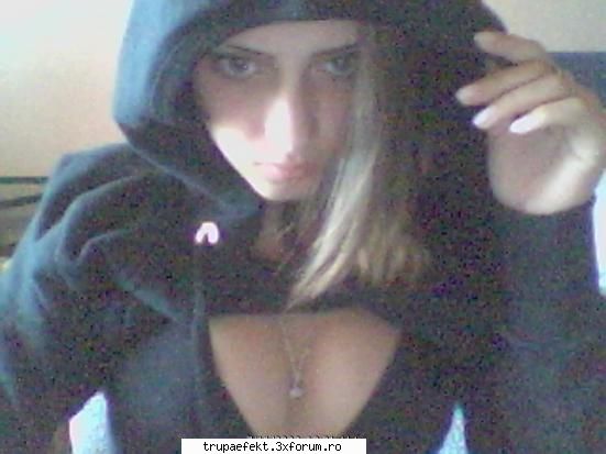 holla....c mai faceti mah??d cand nu ma mai intrat shi eu pe pt baietzi d la efekt k ales pt