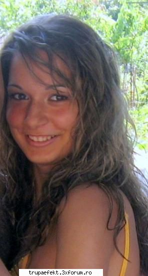 yeee...se populeaza forumul :)) poze cu toata ii