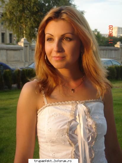 hmmm...de unde te stiu eu pe tine? ;) roly