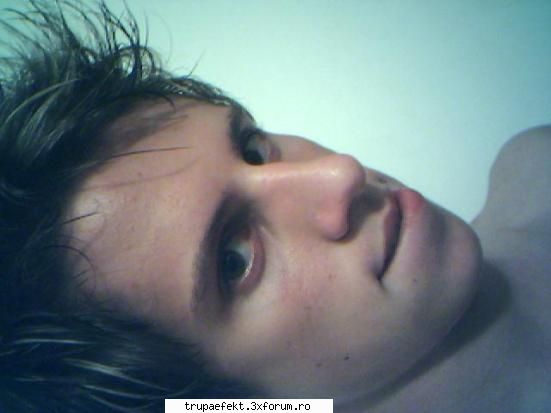 jay_jay alias suuuper tare )))))) poza stil ma!!! vede sunteti juniorii GiuMbuSluCarU'