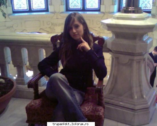 woff wofff... baieti buni pacolo aveti nevoie majorete? ofer voluntara