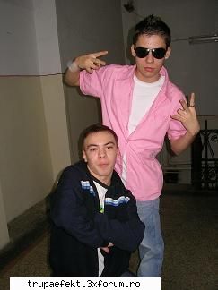 word kinderasa man....voi ati ramas singura trupa fara fite dastea kare kiar ati merita