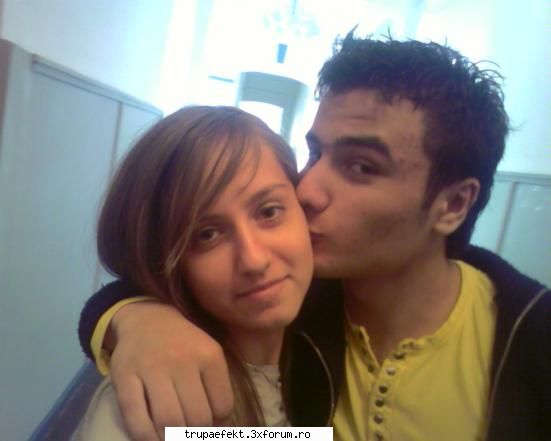 poze toata lumea... mai multe poze mai multe posturi schimba numele