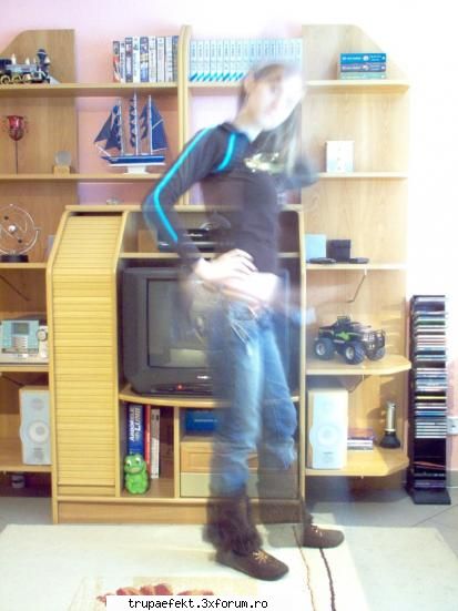 poze toata lumea... fost trucata delok... --=> devin stafieeeee