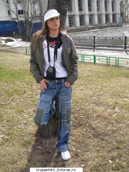 jay_jay alias cool baiatu asta..kiss