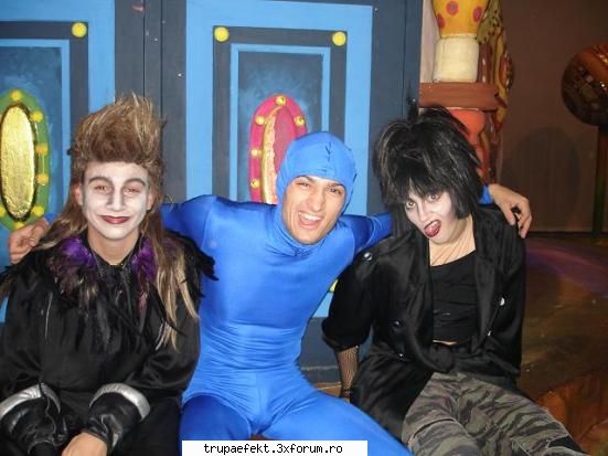 poze toata lumea... show copiii