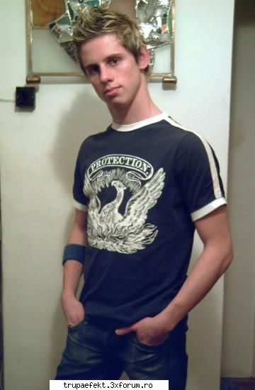 roly adik yo.... GiuMbuSluCarU'