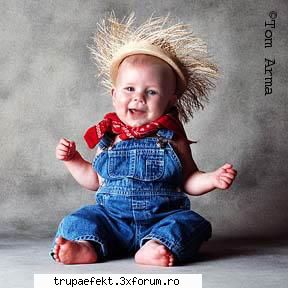 hot ice trebuie sa-mi pun okelari oky plaka fetele nebunulee oirkum greblar greblar dar kand tzio