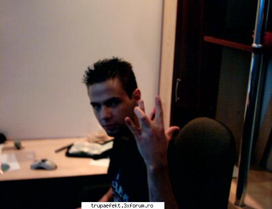 methodkid mai spun ...inca cei care n-au fost atentzi stiu care sunt ani p.s.wuv bubbles