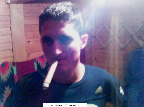 jay_jay alias bah orbit ochelarii aia ,zici esti terminator ,hai norok pace