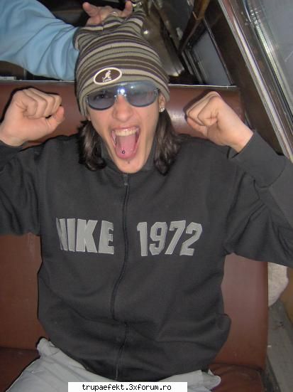 cosmin tzineo tot asha sharkt