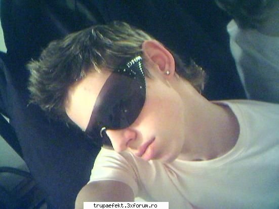 roly hoo mey nebunilor cucuruzeni desenele voastre animate!!! ))ma pozele fakte uite ink unele GiuMbuSluCarU'