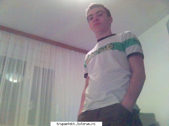 Andrey_MysteRyo - SI eu sunt de aceeasi parere cu - Elevii de la Cursurile de breakdance ale trupei EFEKT