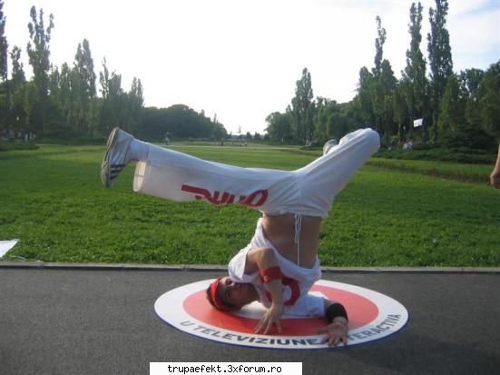 Invata sa dansezi alaturi de trupa EFEKT - Care MAi DoreSHte ,CAre MAi - Cursuri de BREAK-DANCE!!!