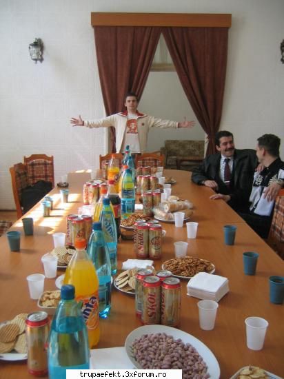 Poze cu toata lumea... - mamam bibi la pomana mai tiii minte - Poze