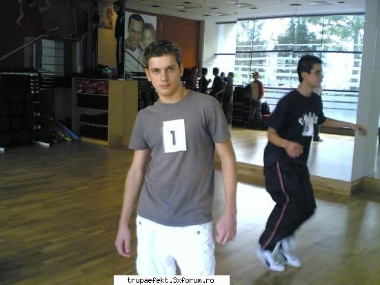 Stef_gangsta_of_love - Cine sunt Efekt??? Din cate - Elevii de la Cursurile de breakdance ale trupei EFEKT