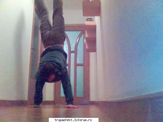 Stef_gangsta_of_love - Ms la fel andr3y - Elevii de la Cursurile de breakdance ale trupei EFEKT