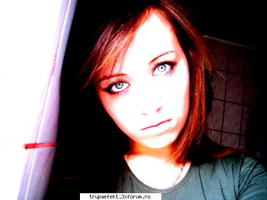 Stef_gangsta_of_love - pooop u kolegutzu'!! :*:*:););) - Elevii de la Cursurile de breakdance ale trupei EFEKT