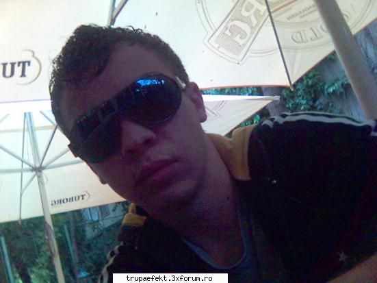 jay_jay alias george_sexyeyelash :P - moamaaaaa de cat - Elevii de la Cursurile de breakdance ale trupei EFEKT