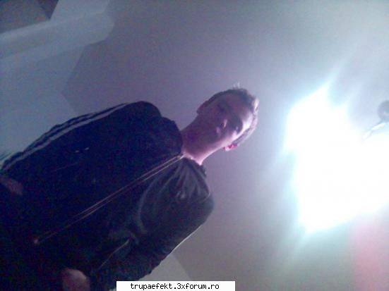 jay_jay alias george_sexyeyelash :P - Stai linistit k - Elevii de la Cursurile de breakdance ale trupei EFEKT