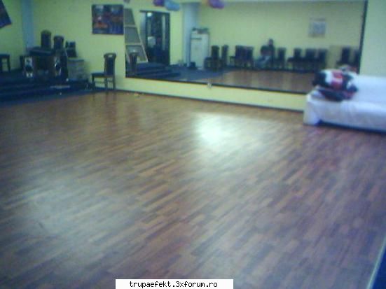 jay_jay alias george_sexyeyelash :P - jayjay - Elevii de la Cursurile de breakdance ale trupei EFEKT